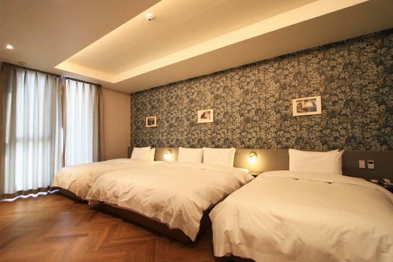 Perfect Hotel Gimhae Экстерьер фото